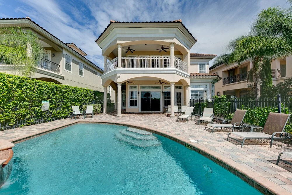 Rvh_364r Legends Luxe 5 Bedroom Home