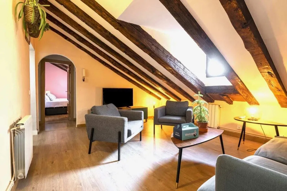 Hostal Anton Martin