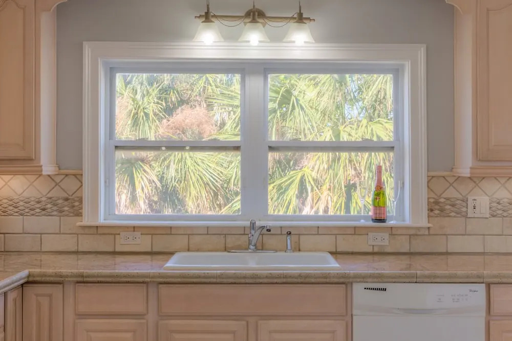 Pet Friendly Oceanviews Yellow A! Sleeps 6