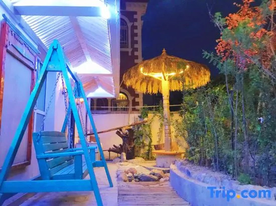 Yining Qingshe Homestay