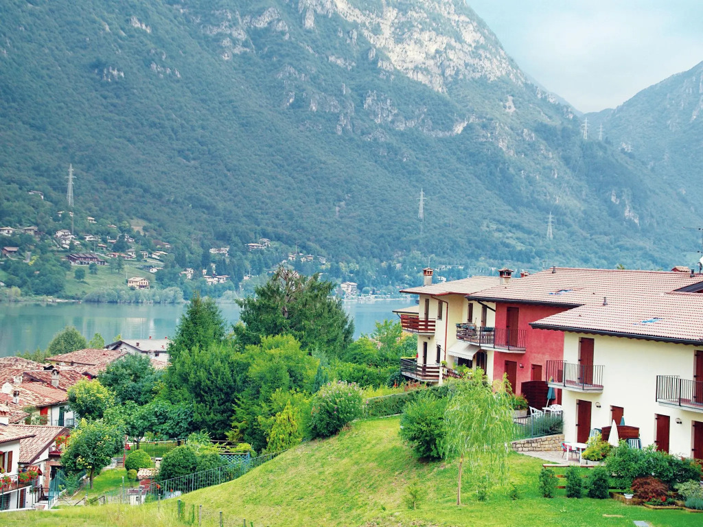 Very spacious apartment in Crone, just 500 meters from the Idro