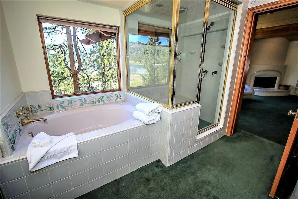 Eagles Nest-314 by Big Bear Vacations