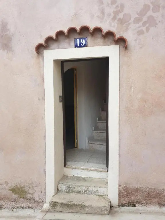 Rue du Vieux Château - Beau F2 avec Vue Mer Exceptionnelle - Refait a neuf