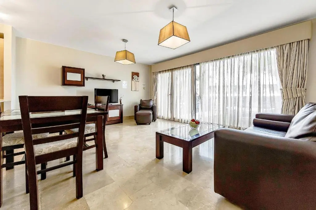 Townhouse 2 bedrooms on the first line