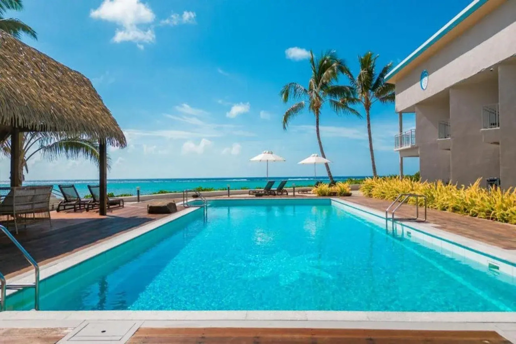 Moana Sands Lagoon Resort - Adults Only