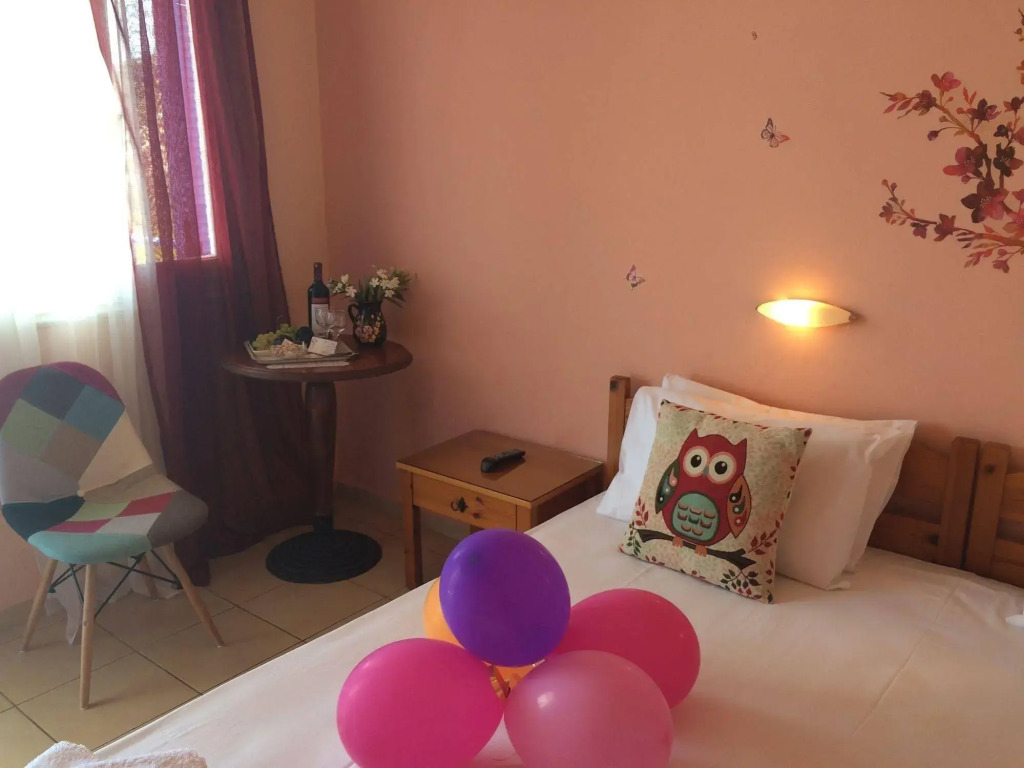 Isidora Hotel