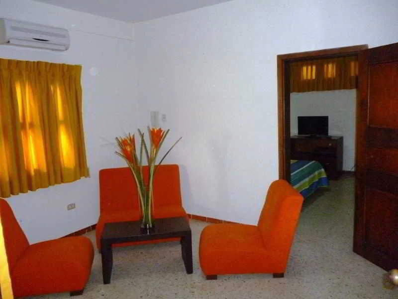 Tom Suites