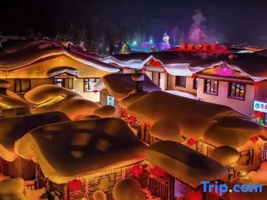 Li San Homestay (Snow Town Scenic Area)