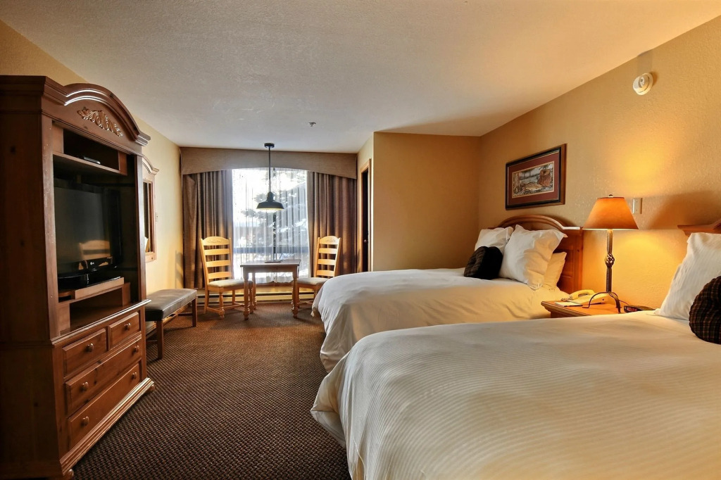 Huntley Lodge at Big Sky Resort