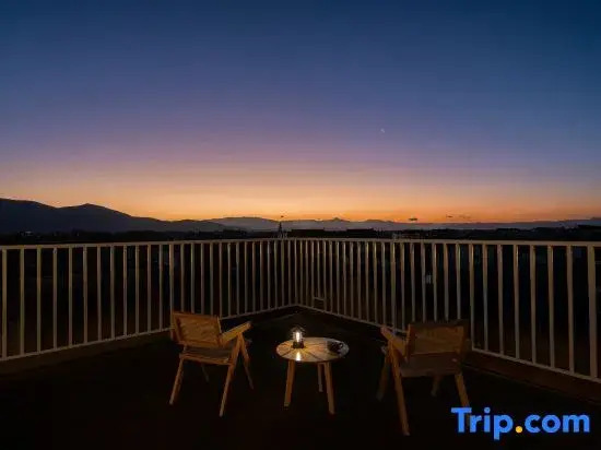 Dali Lakeside Dream Elevator Inn (Erhai Ecological Corridor Branch)