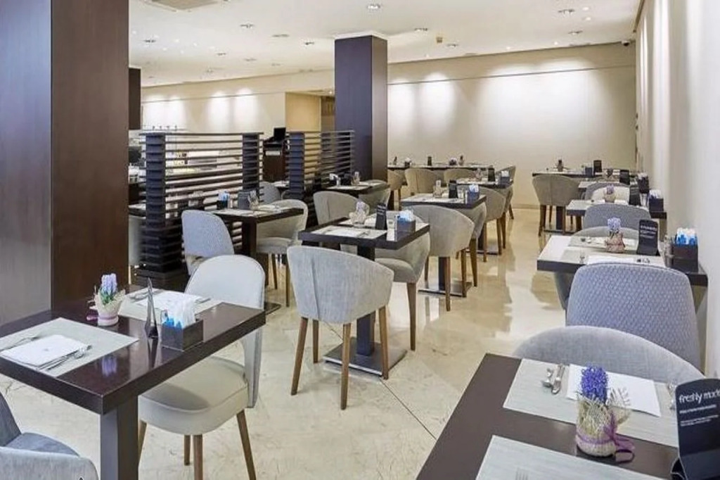 iStay by NH Ciudad de Valencia Hotel