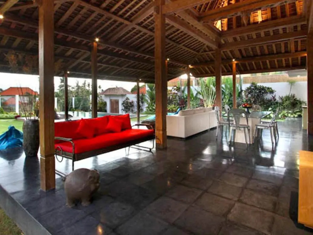 Villa Sebelah by Optimum Bali Villas
