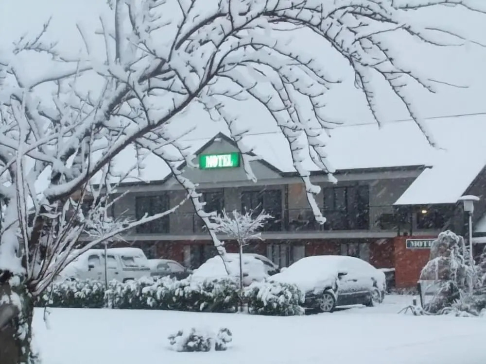 Darfield Motel