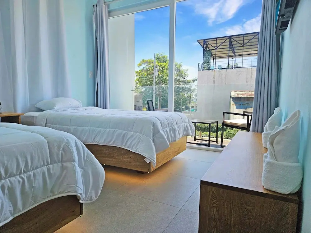 Luxury Villa with rooftop infinity pool and walk away from the beach