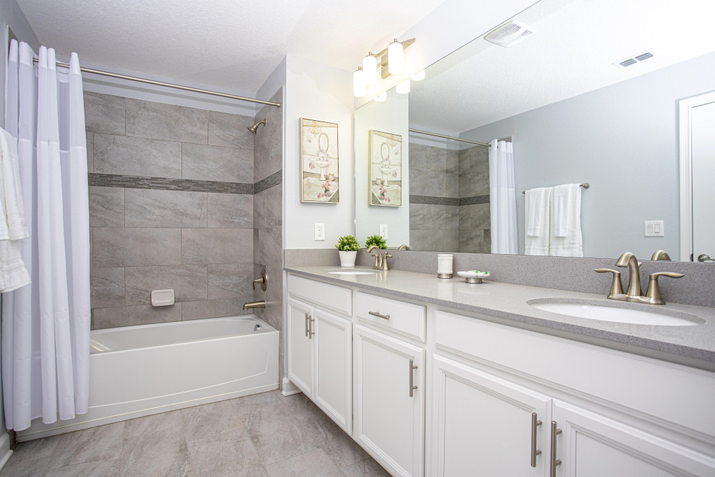 Luxurious 5 Bedroom w/ Pool Close to Disney 9017 @ChampionsGateResort