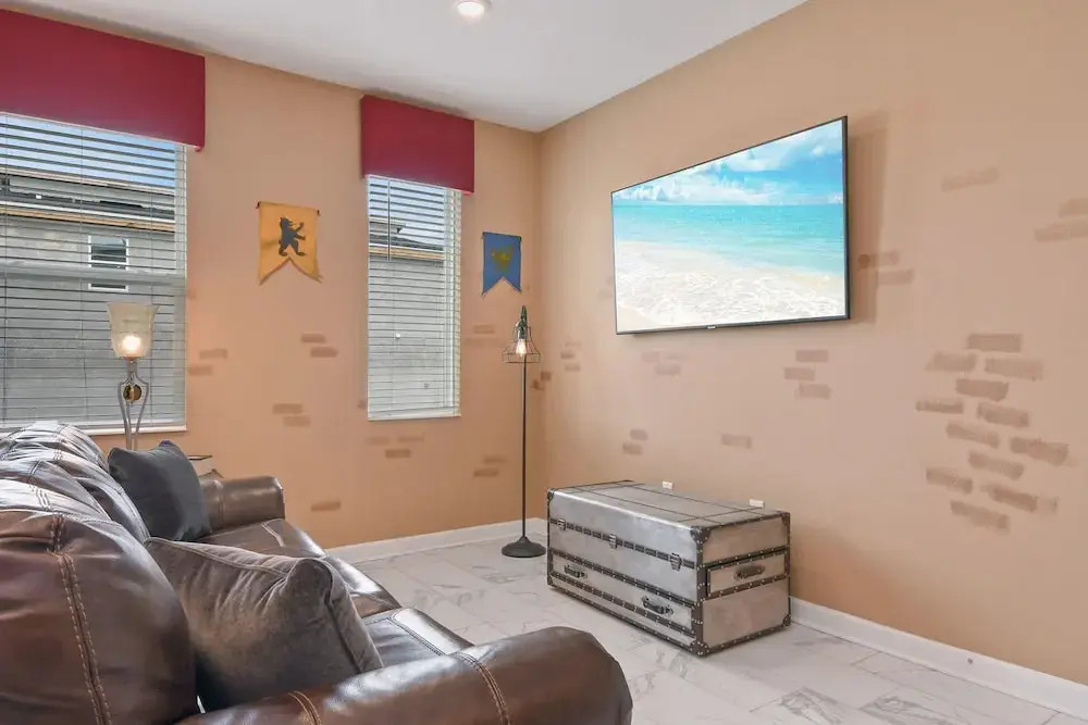 Home 9 Bed Pool Best Location Storey Lake