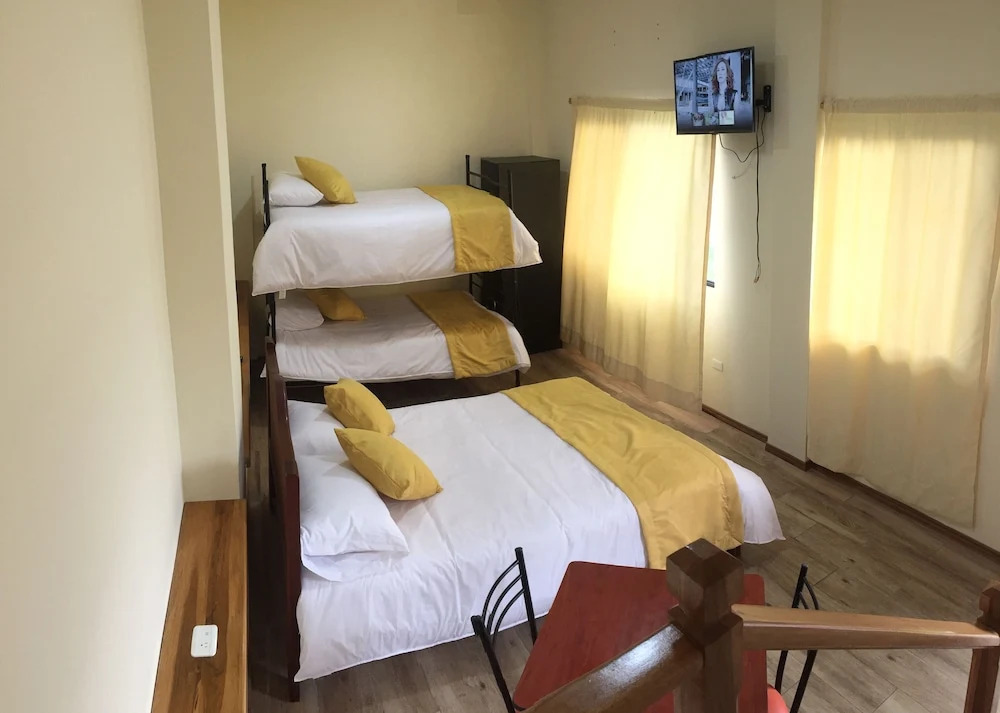 Tababela Airport B&B
