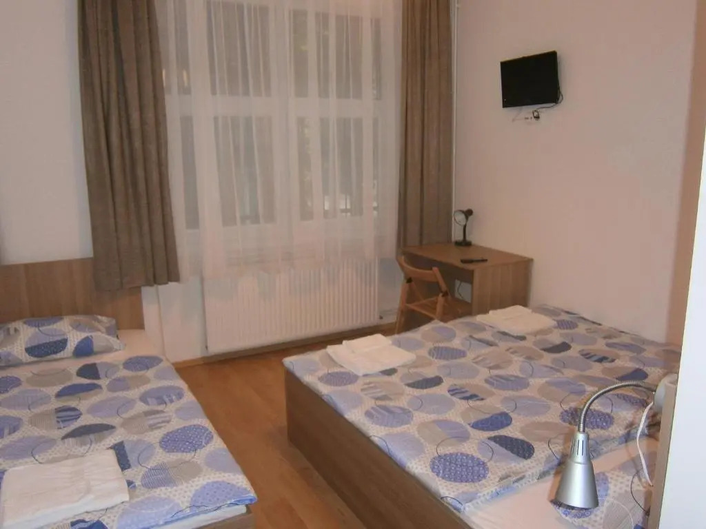 Elvis Guesthouse
