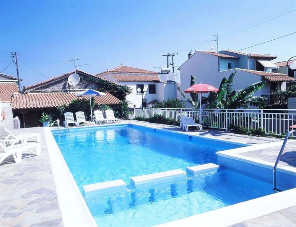 Christinantzela Apartments