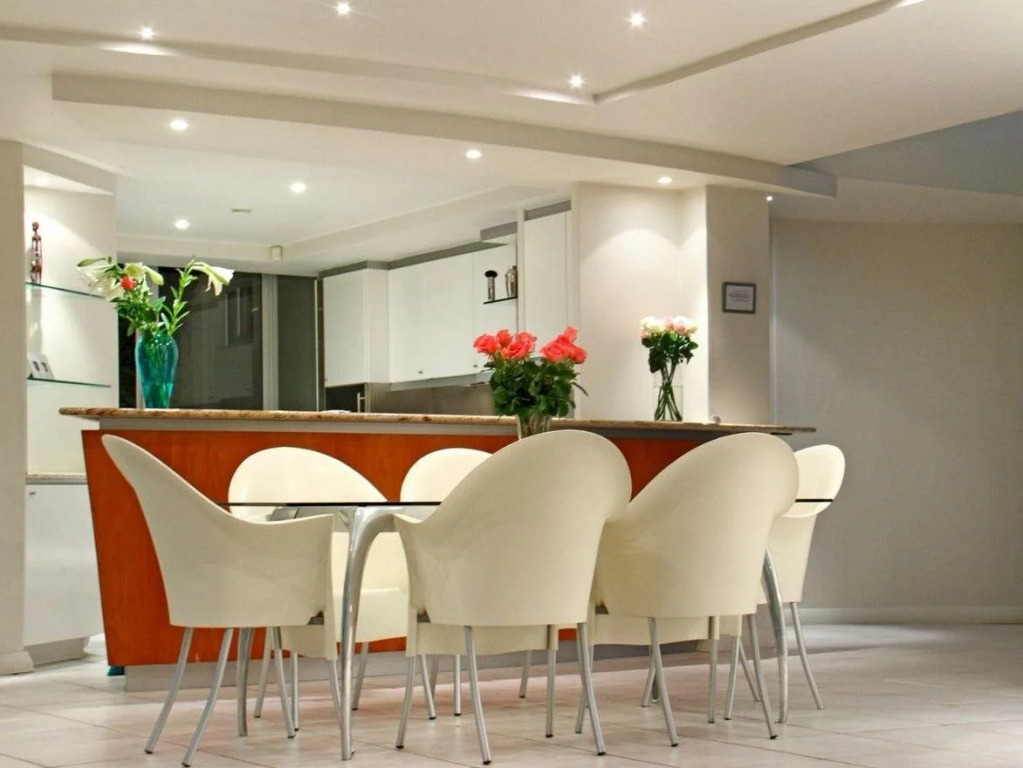 Lions View Villa & Apartment