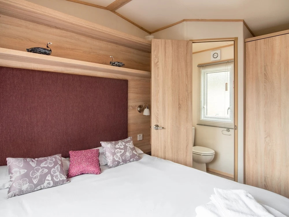 Enticing Home in Hastings Near Castle