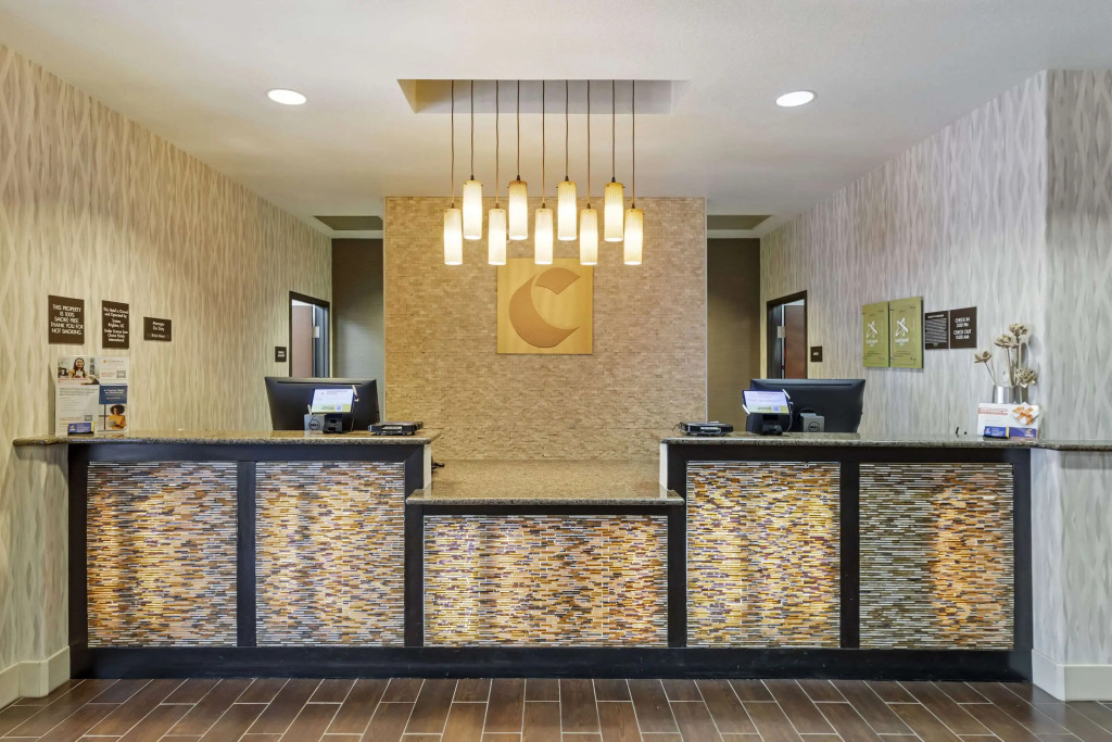 Comfort Inn & Suites Brighton Denver NE Medical Center