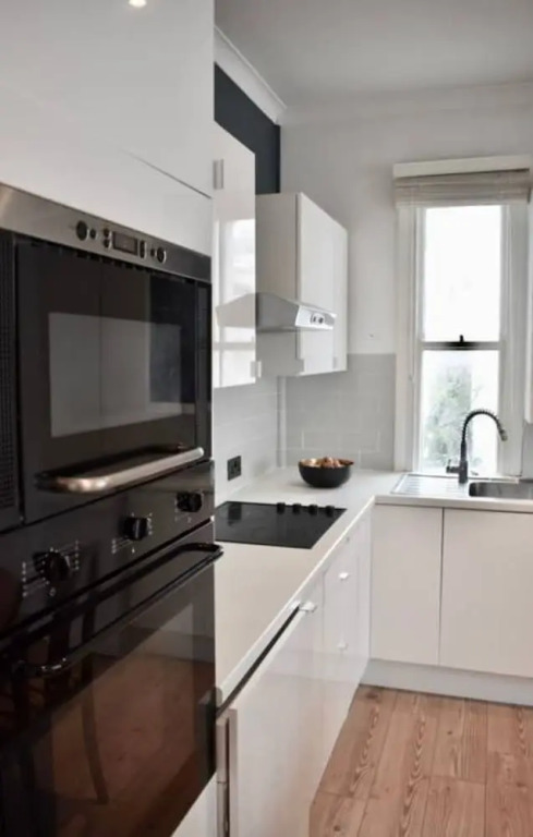 Central 2 Bedroom Brighton Flat Near Seven Dials