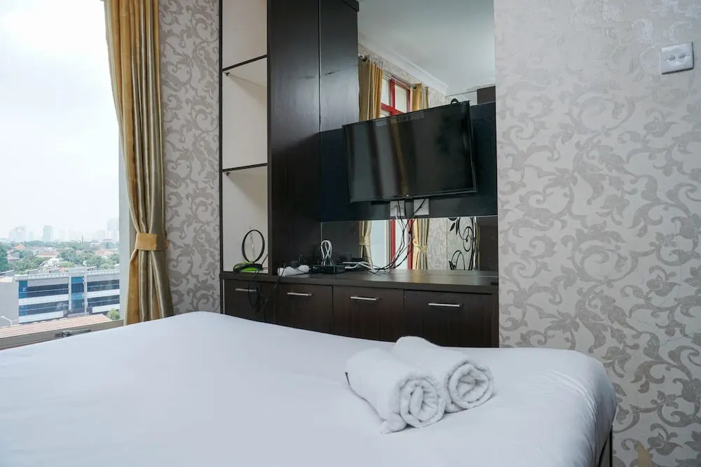Comfy 2br with Sofa Bed at Gardenia Boulevard Apartment