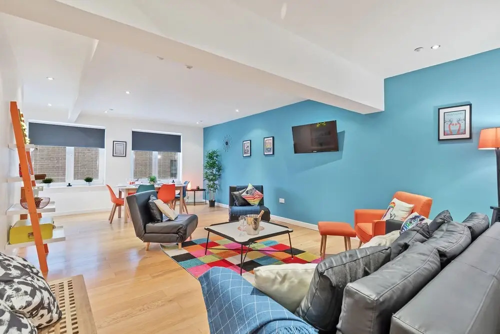 Chalk Cliff panoramic view apartment