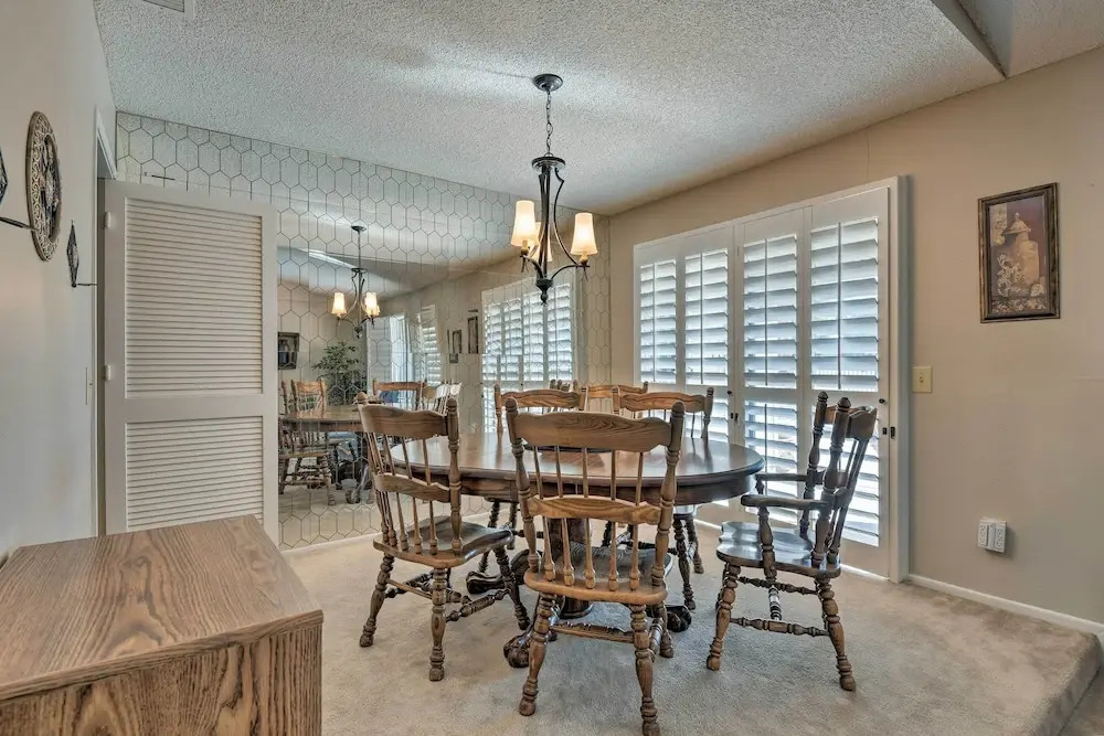 Golf, Hike & Suntan: Mesa Family Home w/ Yard