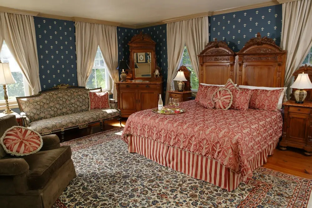 Cameron Estate Inn