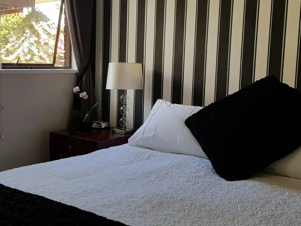 Kerry Lodge Bed & Breakfast