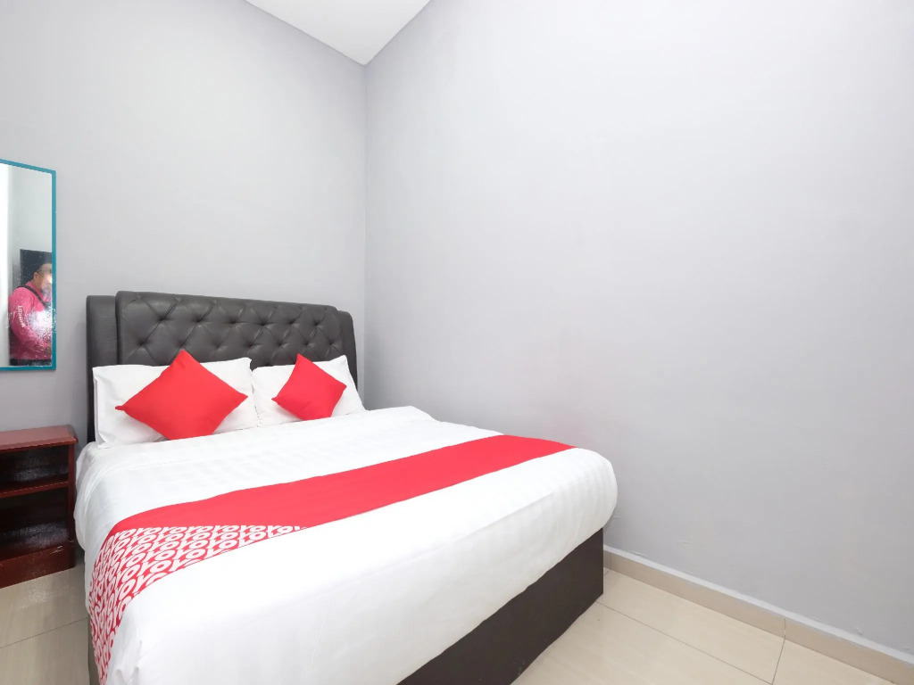 OYO 89436 SZA Inn