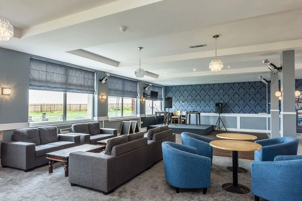 Allseasons Hotel