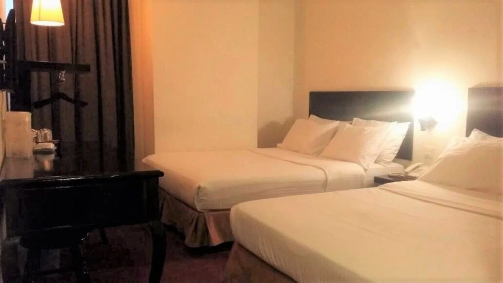 HOTEL SRI SUTRA