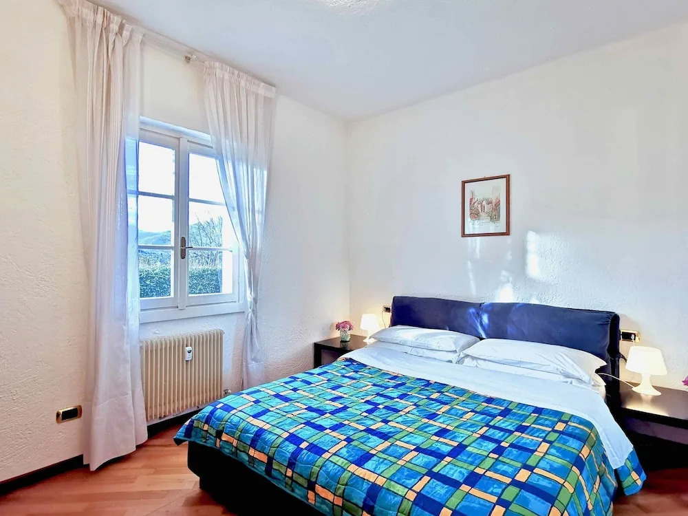 Garden-view| 2 Swimming Pools| Tennis Court| Italian Lakes