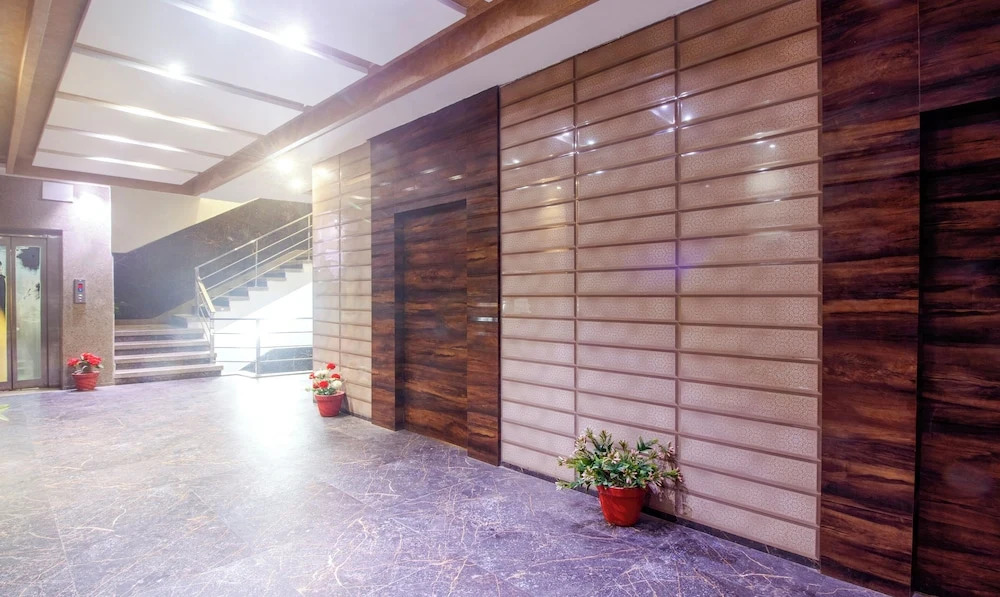 Treebo Shree Anand Dham, Vrindavan