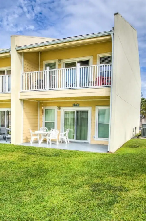 Seacove 7E 2 Bedroom Condo