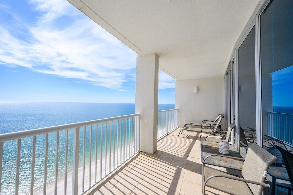 New Listing! 23rd-floor , Stunning Gulf Views 3 Bedroom Condo