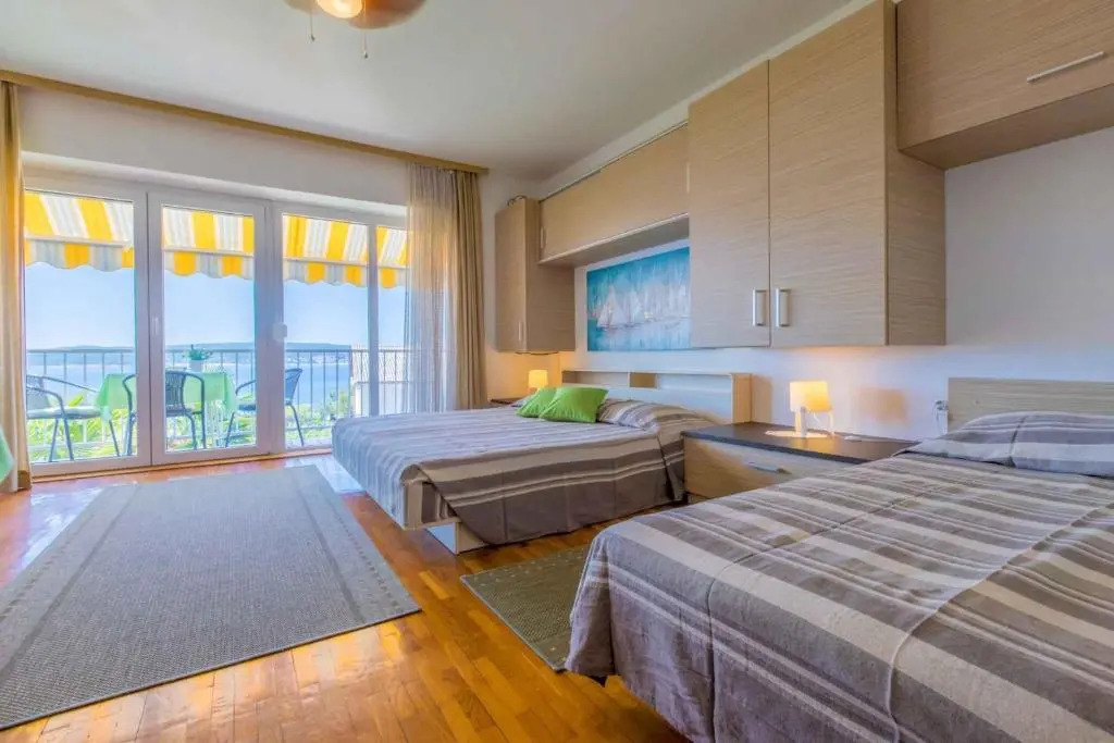Apartments in Crikvenica 39516