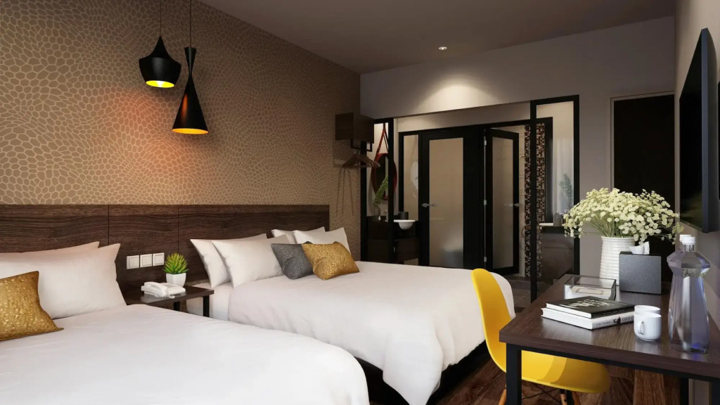 The Square Hotel
