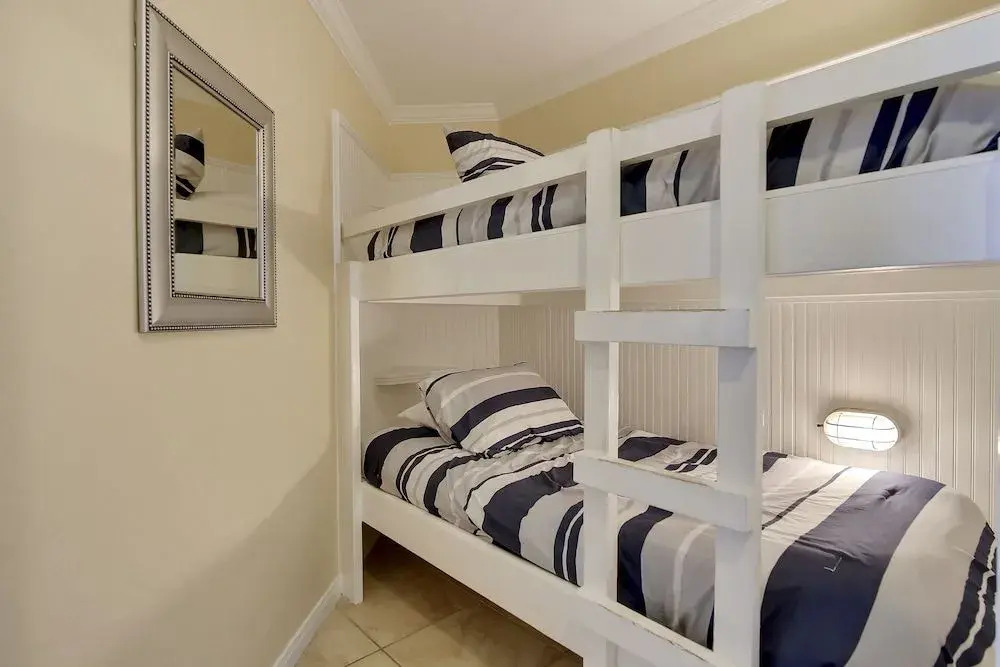 Seascape 1108 - 2 Br Condo