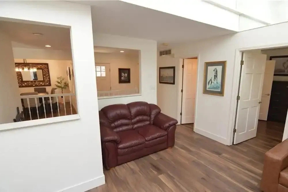 Newly Updated in a Private Cove, With Firepit, Flat Lawn, Dock, Boat Slip & Kayaks in Osage Beach