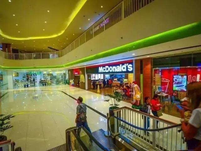 Makati Condo Edsa MRT Magallanes Station Chino Roces Ave cor EDSA IT Hub ONE Ayala Alphaland WiFi by 24K Residences