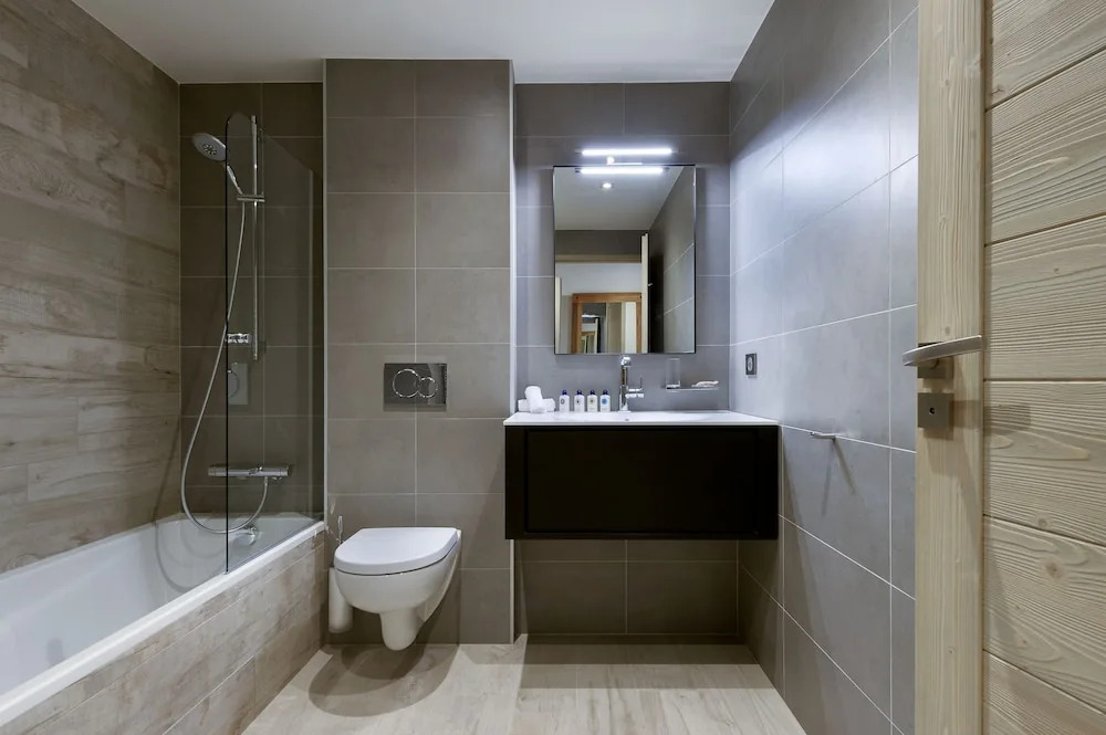 Le C Residence Apartment T3 Cabin A03