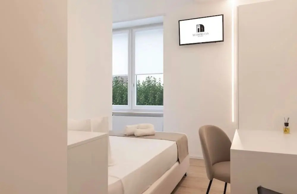 Metropolitan Rooms