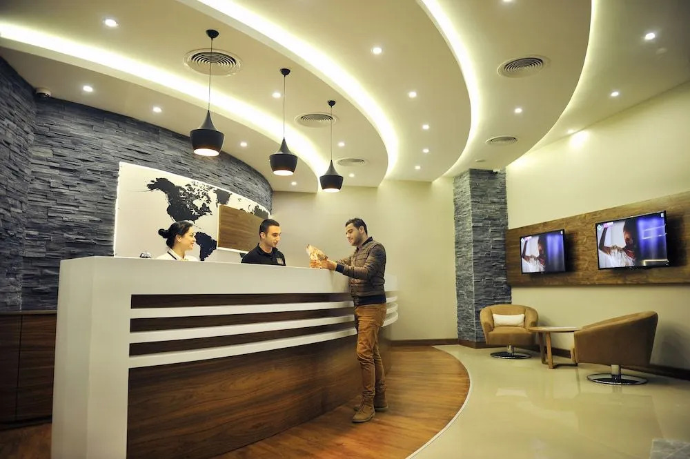 Evolve Park Hotel