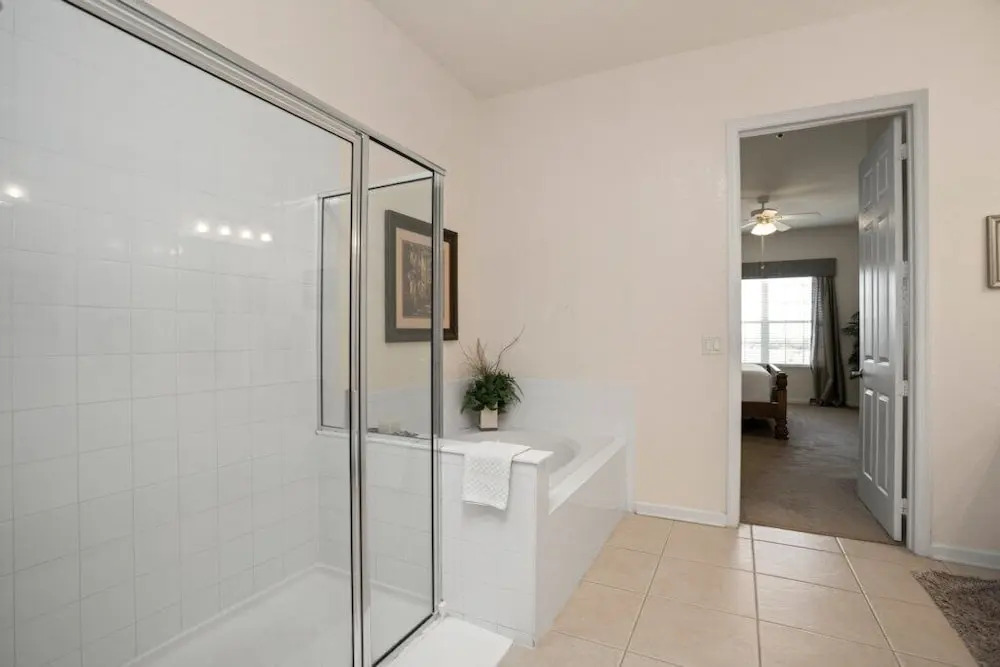 Pool View Penthouse 3 Bedroom Condo