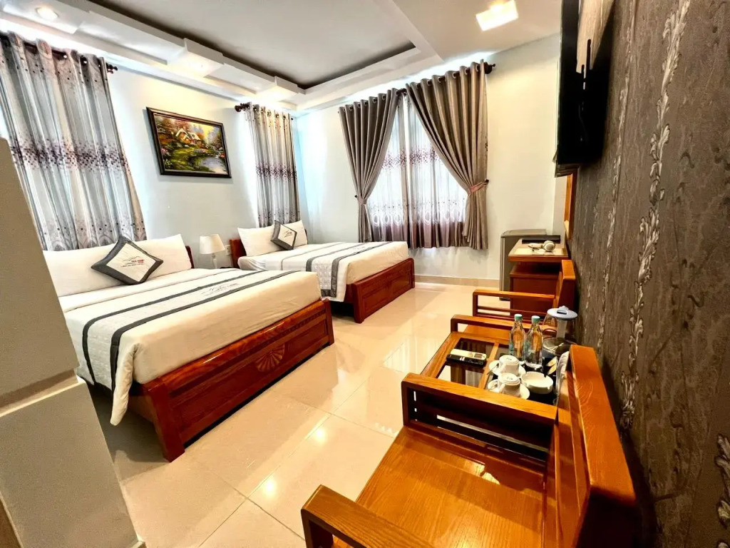 Yen Nam Hotel Nguyen Trong Tuyen