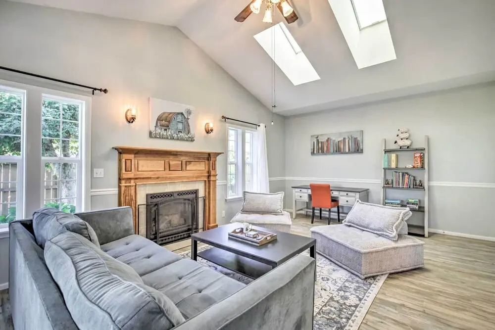 Charming Eugene Home w/ Fire Pit: 8 Mi to UO!